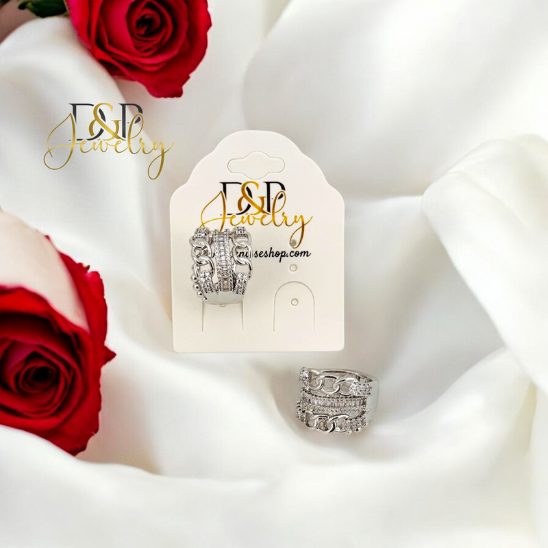 SILVER FANCY DESIGN HOOP EARRING HP670