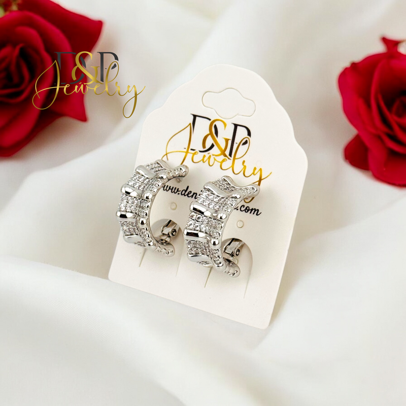 SILVER FANCY DESIGN HOOP EARRING HP672
