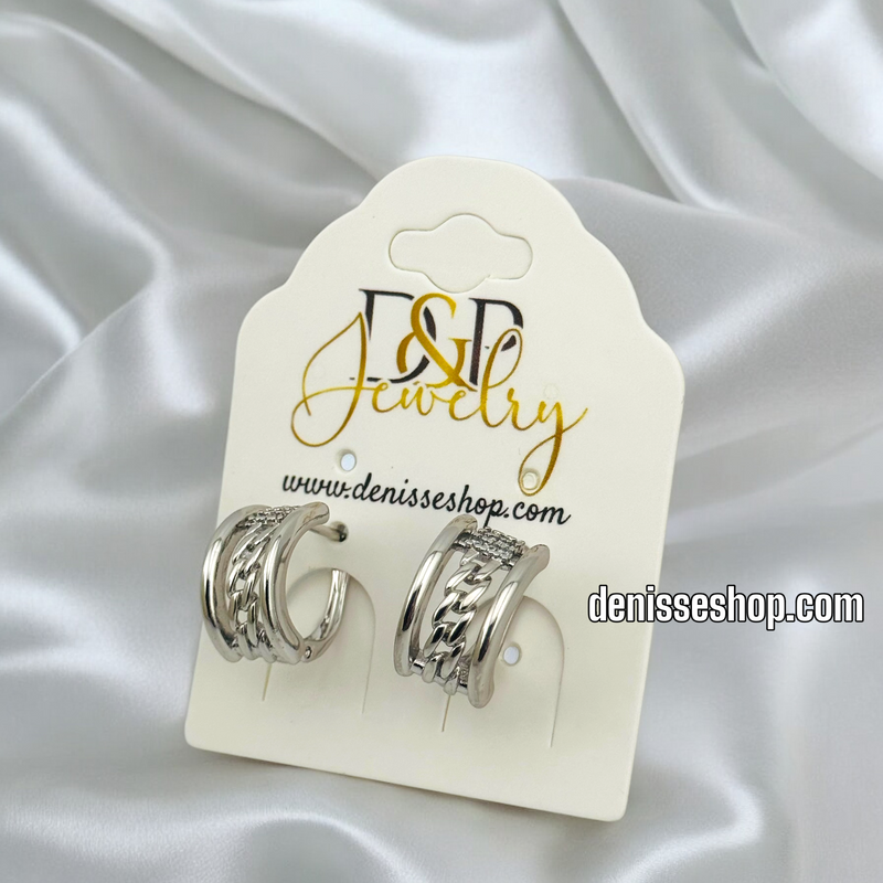 SILVER HUGGIE EARRINGS E790
