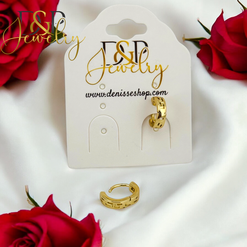 14K TINY HOOP EARRING HP642