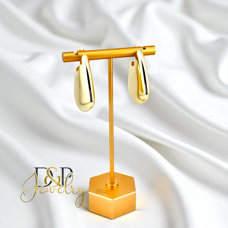 14K  CHUNKY DESIGN STUD EARRING E930