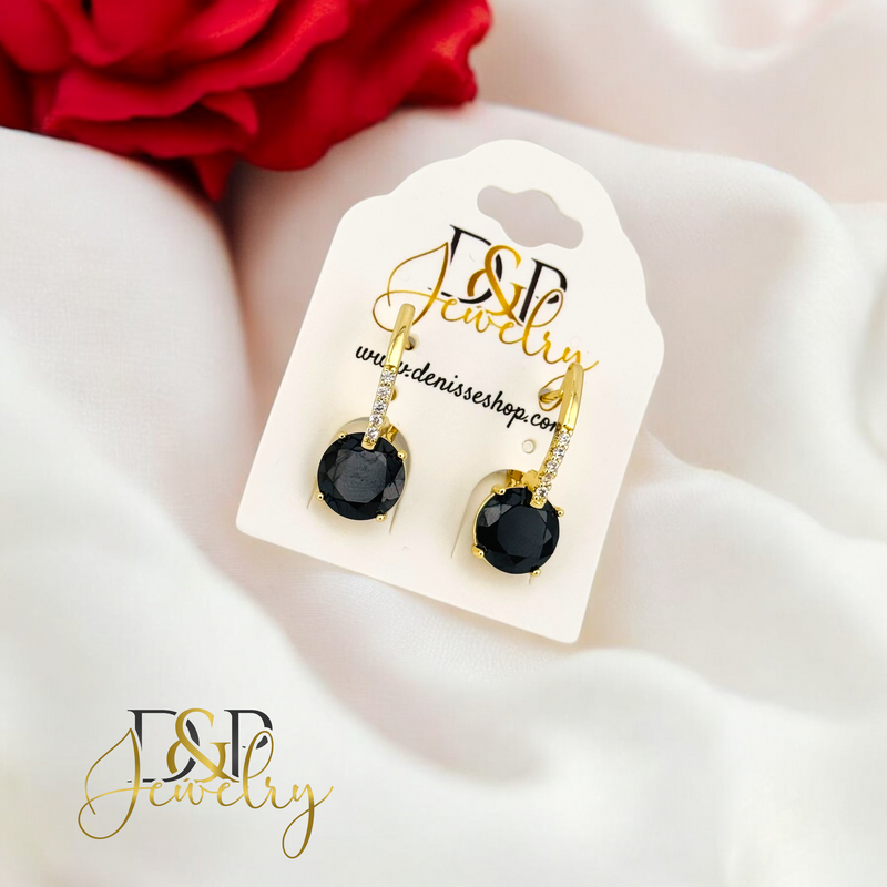 14K BLACK STONE HUGGIE STUD EARRING E850