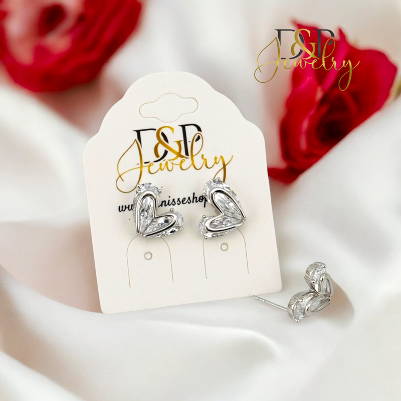 SILVER HEART WHITE STONE EARRING E875