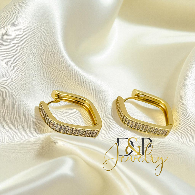 14K GOLD SQUARE MEDIUM HOOP EARRING HP734