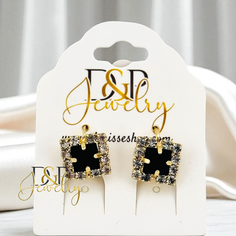14K SQUARE BLACK STONE HUGGIE EARRING E938