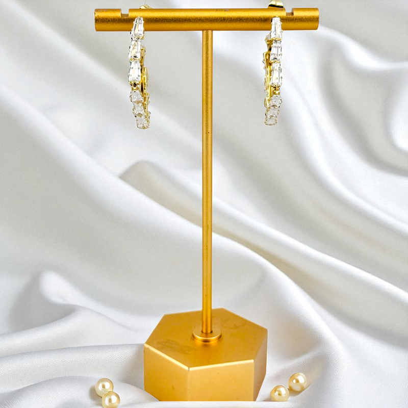 14K SQUARE DESIGN STUD EARRING E933