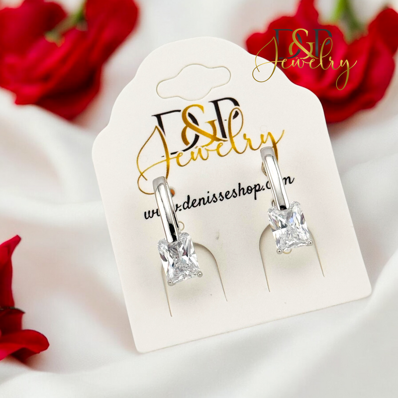 SILVER WHITE STONE HUGGIES EARRING E868