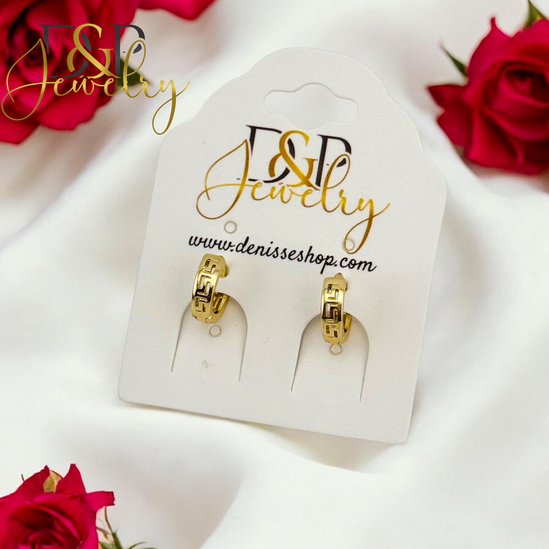 14K TINY HOOP EARRING HP642
