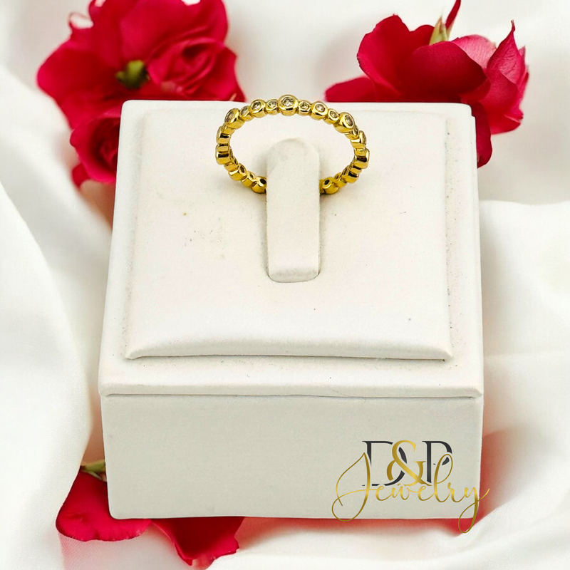 14K FILLED WHITE STONES BAND RING RG365