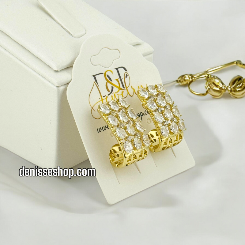 14K WHITE STONE HUGGIE EARRING E647