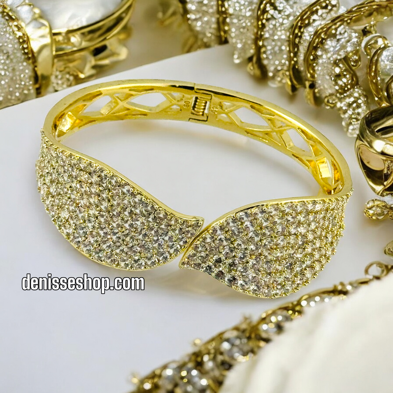 14K FASHION BANGLE BRACELET BR466