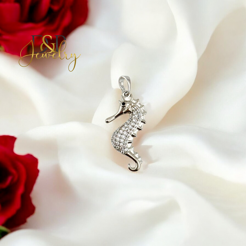 SILVER SEAHORSE PENDANT P799
