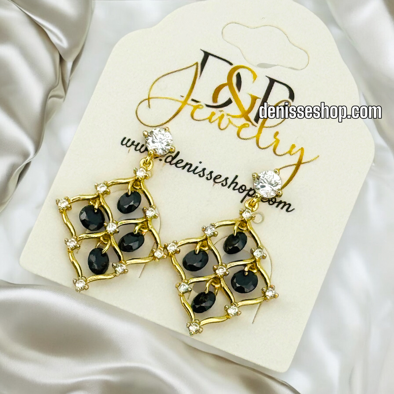 14K GOLD / WHITE / BLACK STONE SQUARES EARRING E671