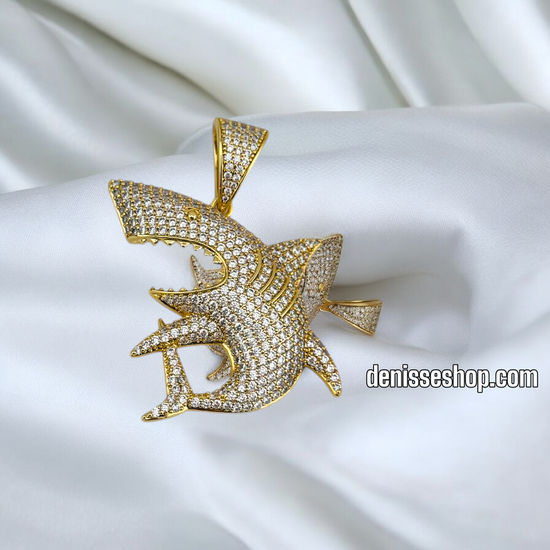 14K SHARK MEN PENDANT P658