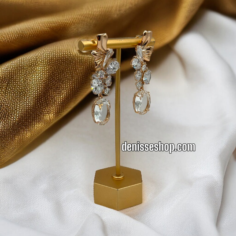 18K WHITE STONE EARRINGS E422