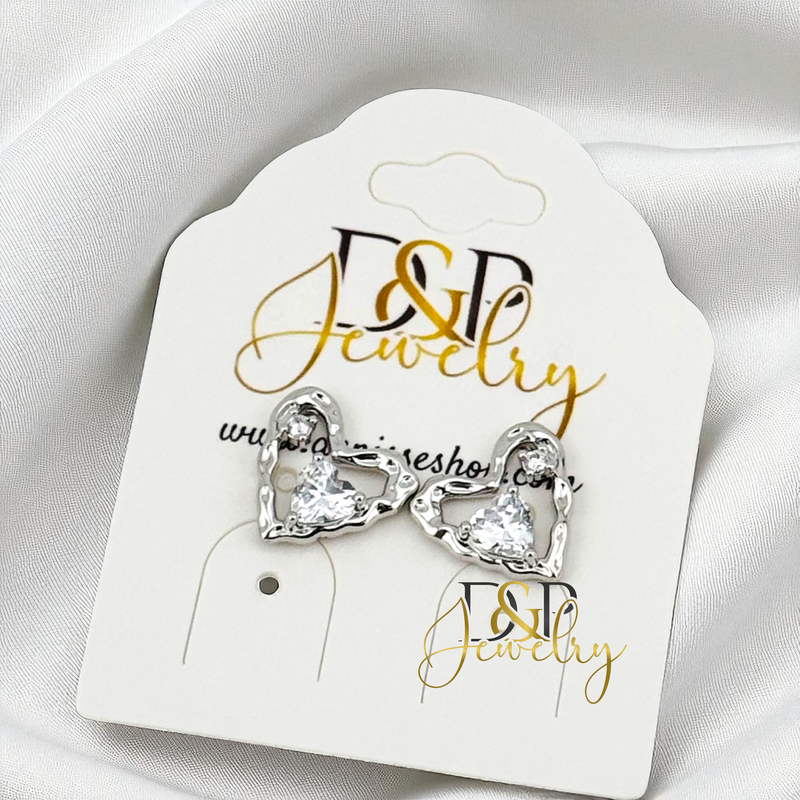 14K SILVER HEART DESIGN STUD EARRINGS E955