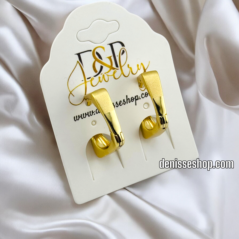 14K / SQUARE HUGGIE EARRING E755