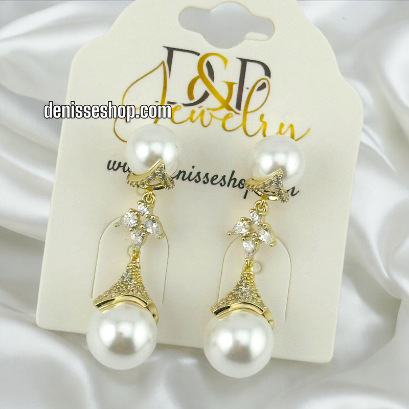 14K WHITE PEARL  EARRING E639