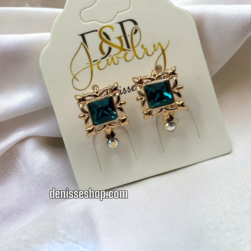 18k Blue Stone Earrings E327