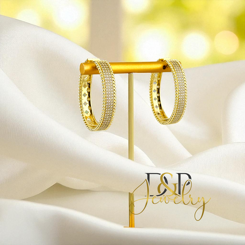 14K GOLD WHITE STONES HOOP HP733