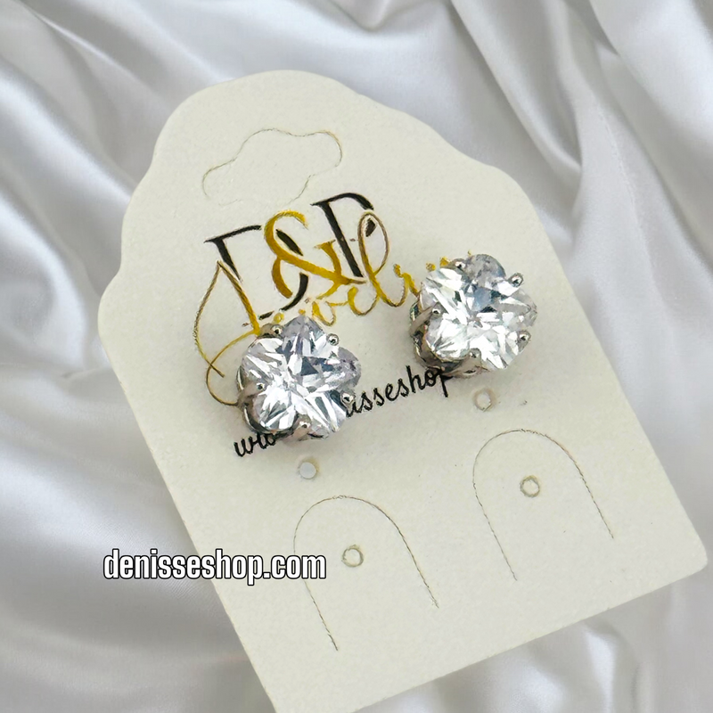 SILVER/ WHITE STONE STUD EARRING E692