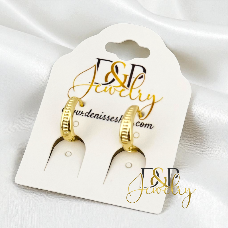 14K SMALL GOLD HOOP EARRING HP762