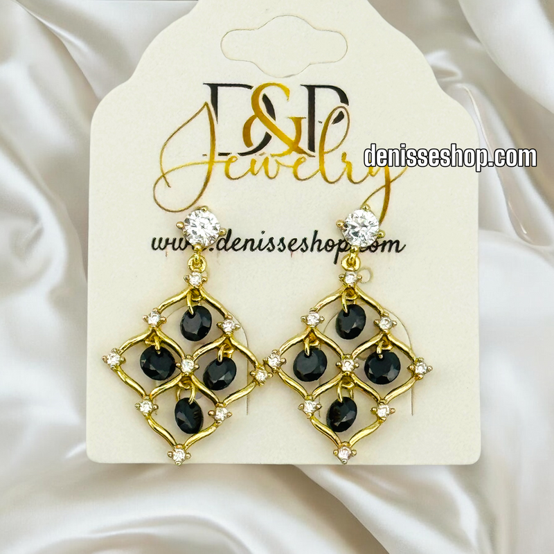 14K GOLD / WHITE / BLACK STONE SQUARES EARRING E671