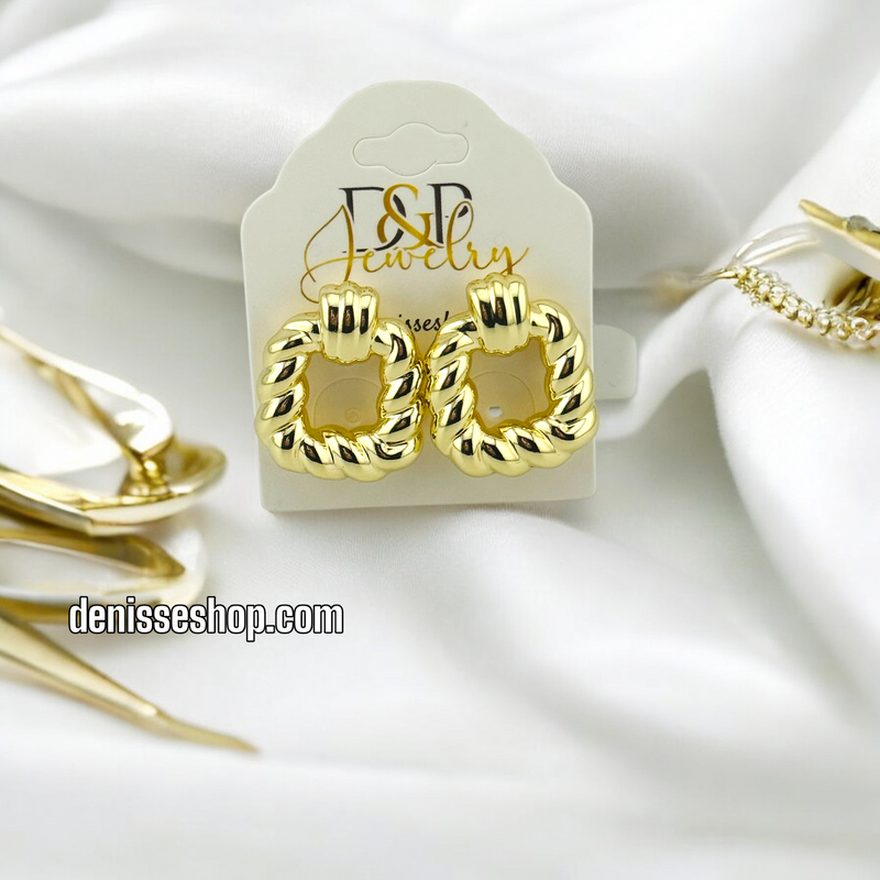 14K GOLD  EARRING E629