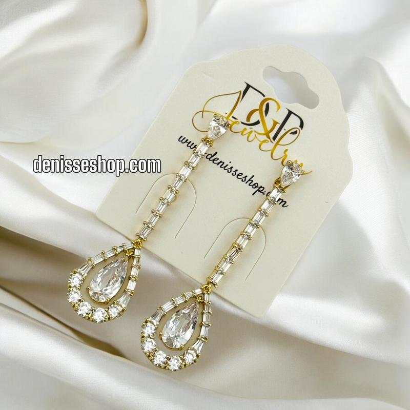 14K WHITE STONE EARRING E621