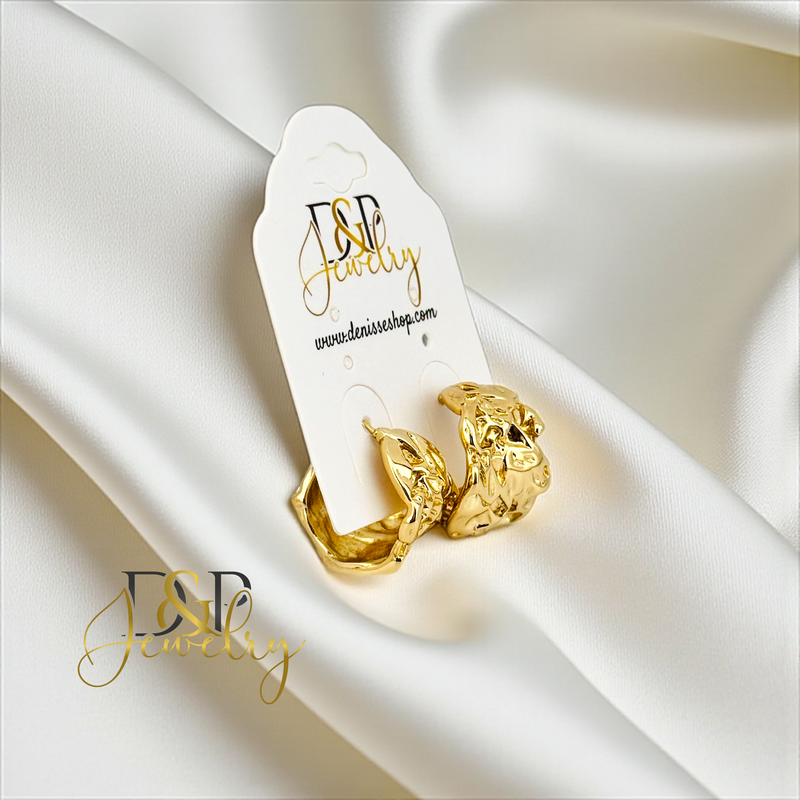14K CHUNKY HALF HOOP EARRING HP859