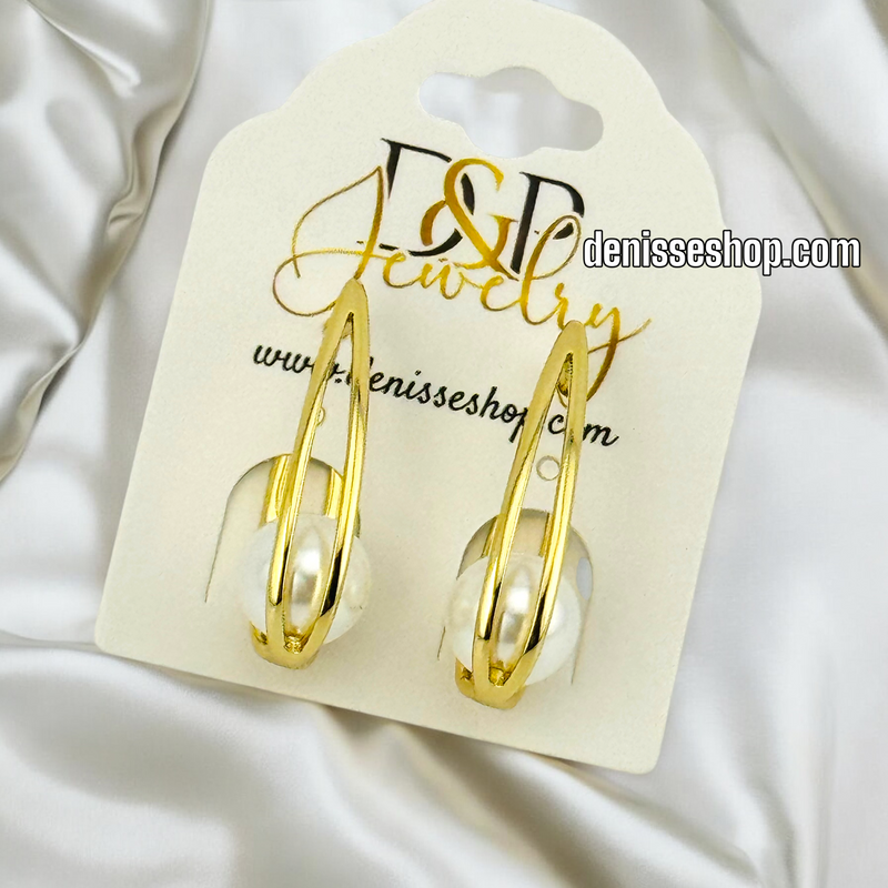 14K GOLD / WHITE PEARL  HUGGIES EARRING E680