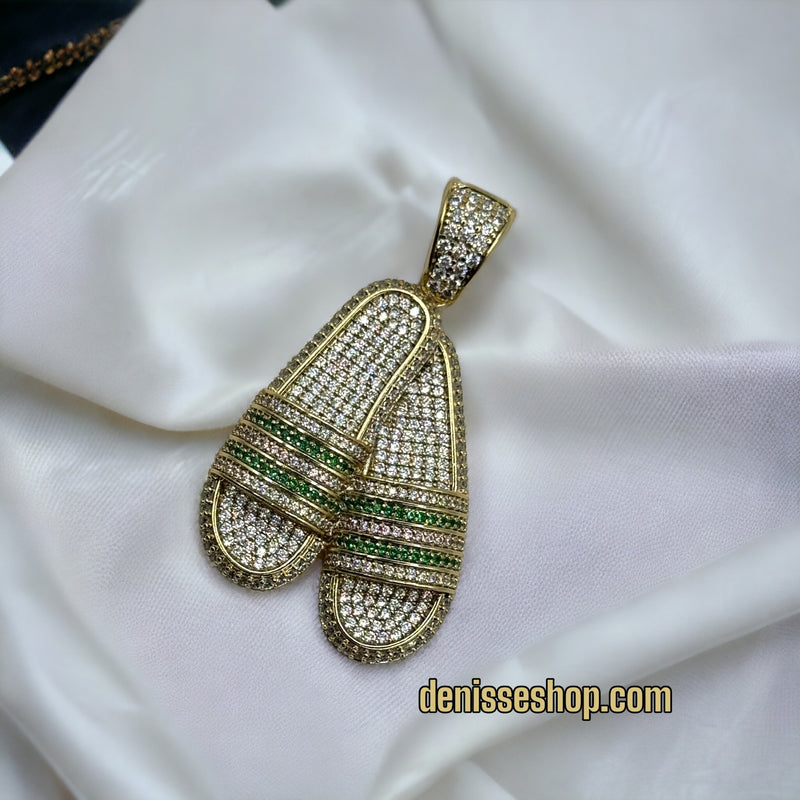 18K Fashion Pendant P186 (Chain not included)