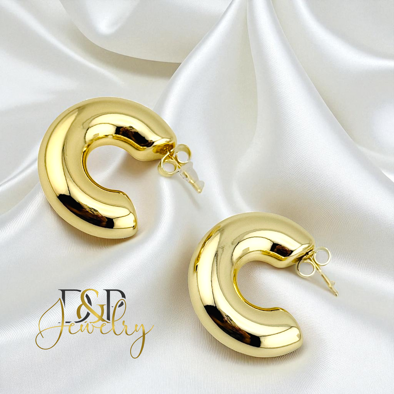 14K  CHUNKY DESIGN STUD EARRING E928