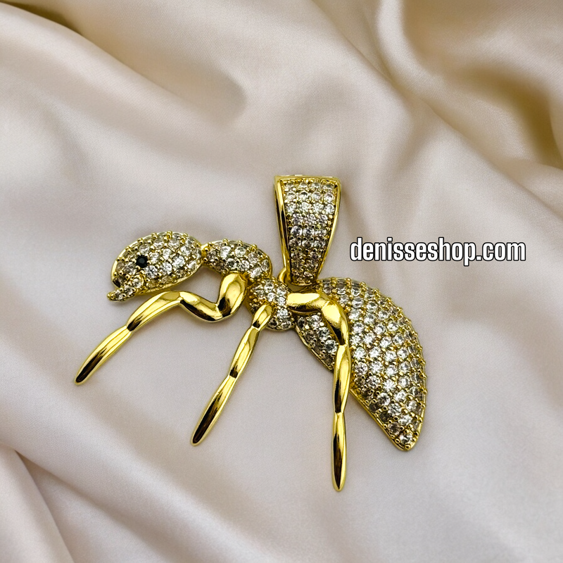 14K ANT PENDANT P371