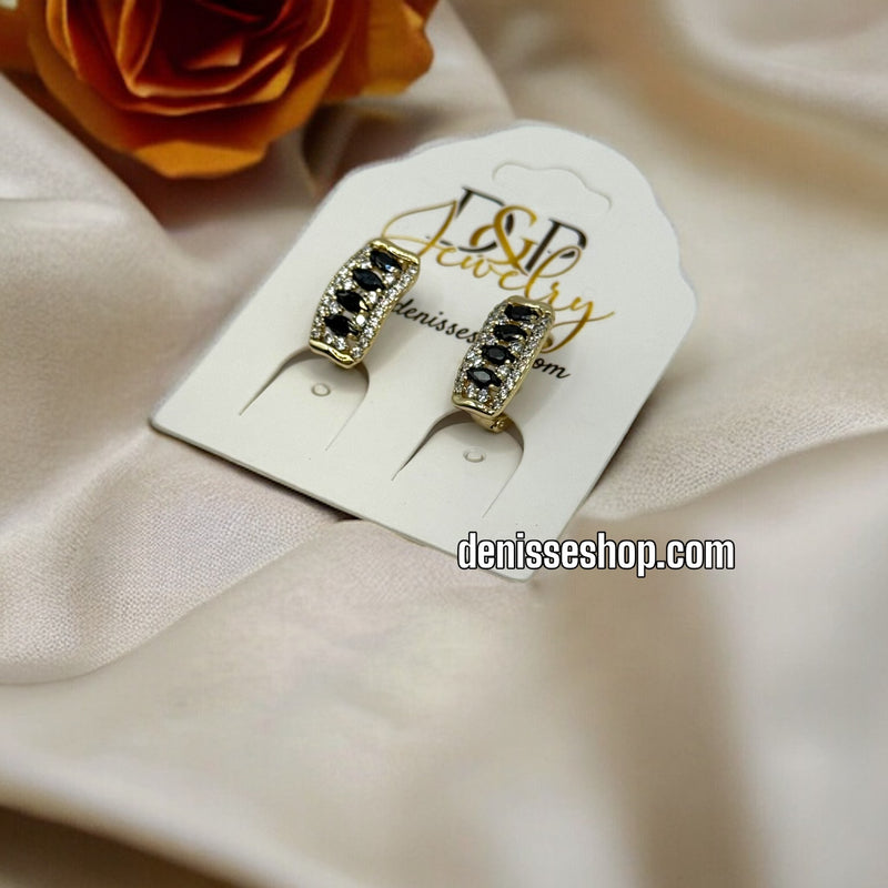 14K BLACK EARRINGS E417