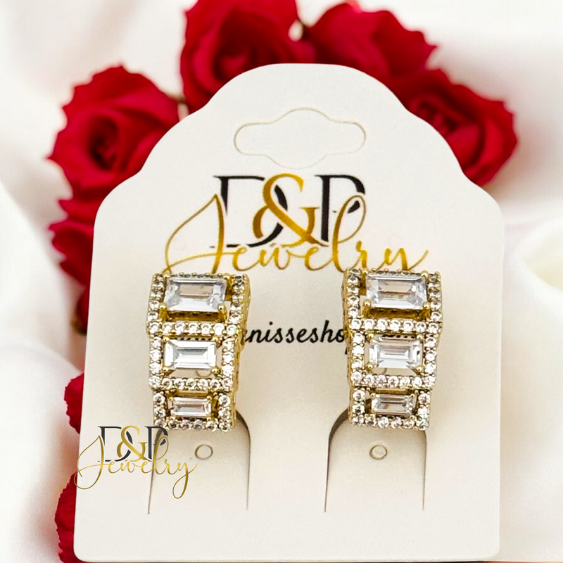 14K ELEGANT DESIGN HOOP HP691