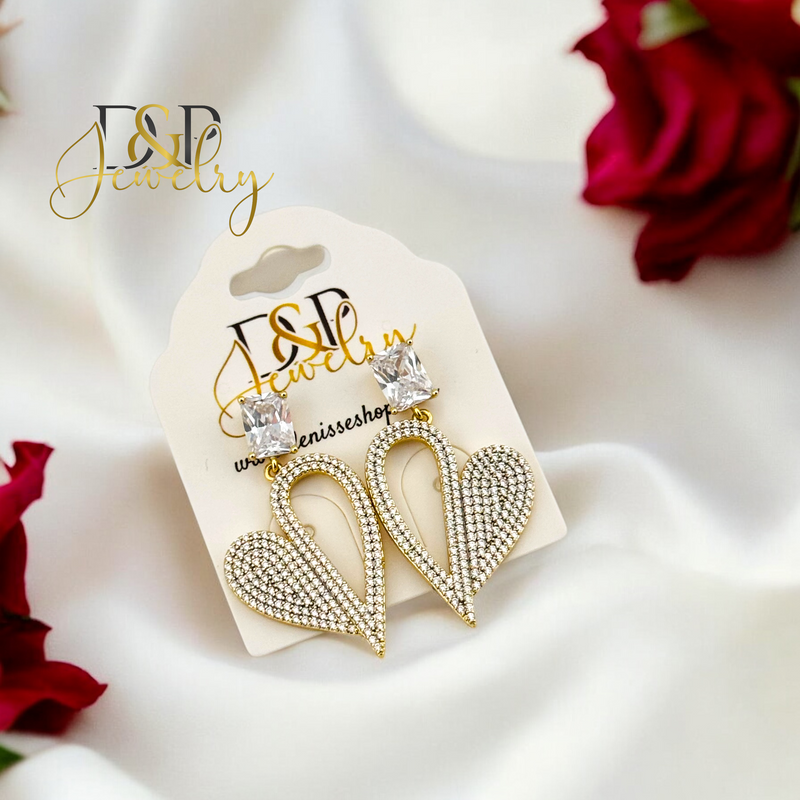 14K HEART EARRING E853
