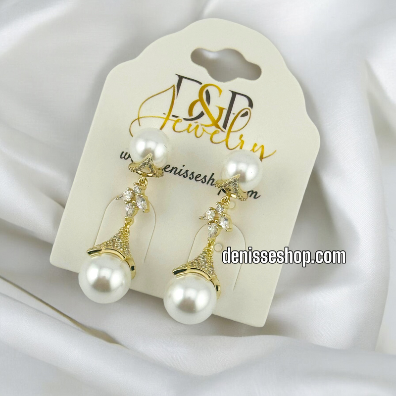 14K WHITE PEARL  EARRING E639