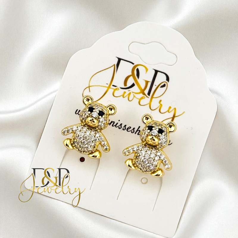 14K BEAR HUGGIE EARRING E935