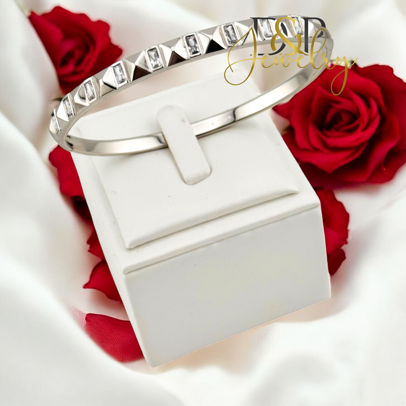 SILVER WHITE STONE BANGLE BRACELET BR738