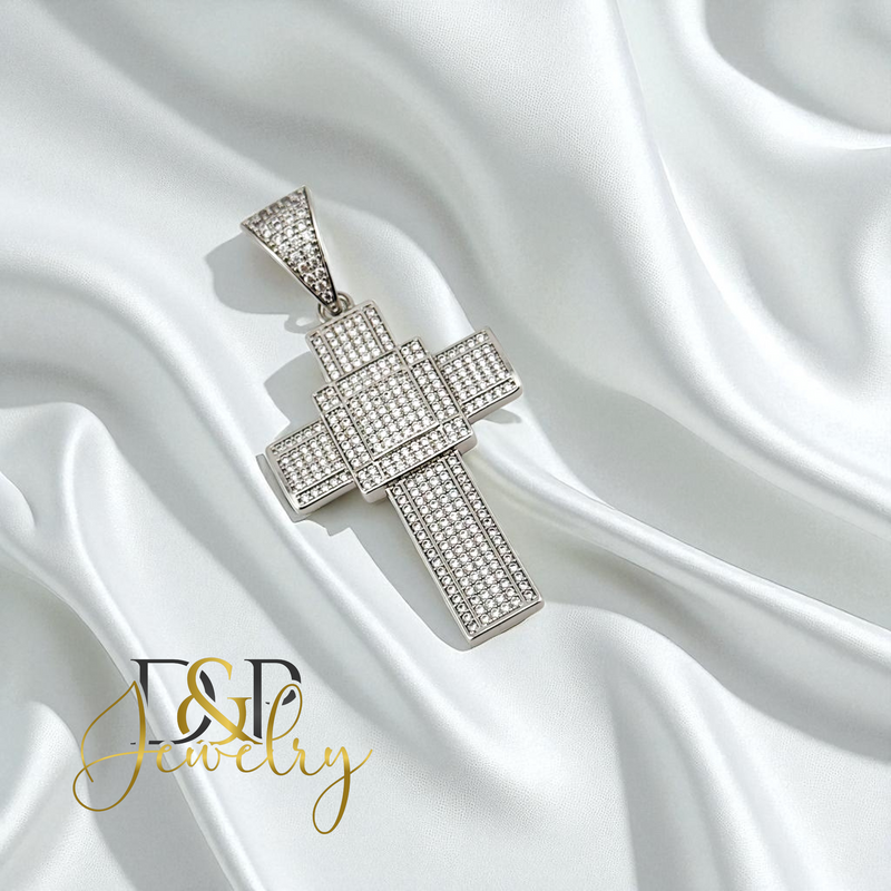 14K SILVER/DIAMOND/CROSS PENDANT P904
