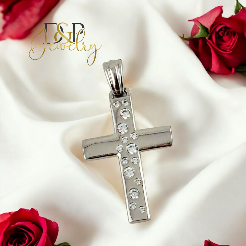 SILVER SMALL CROSS PENDANT P852