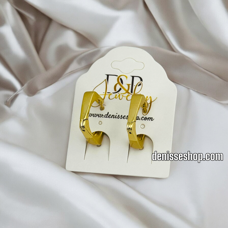 14K / SQUARE HUGGIE EARRING E755