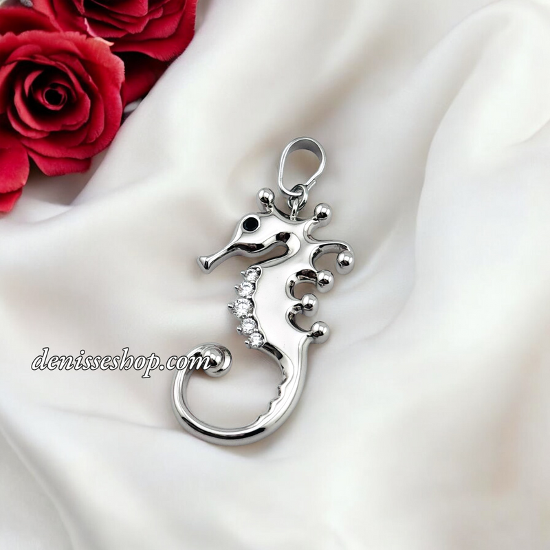 SILVER SEAHORSE PENDANT P693