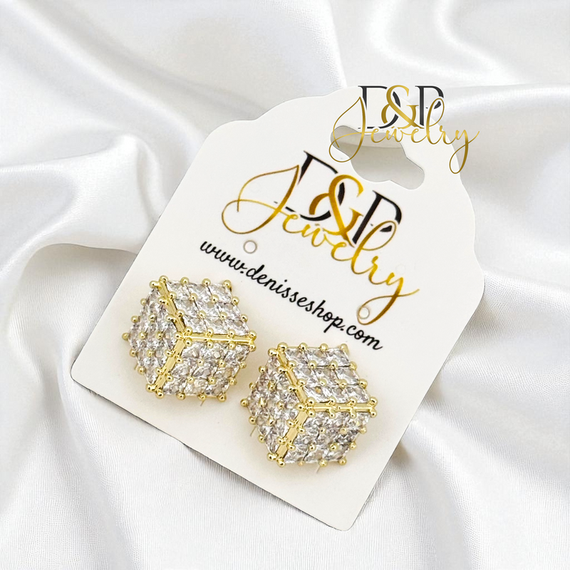 14K HALF WHITE STONE CUBE EARRING E901
