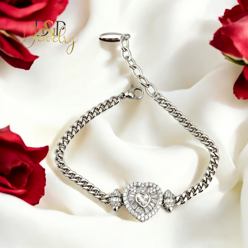 SILVER ELEGANT HEART BRACELET BR729