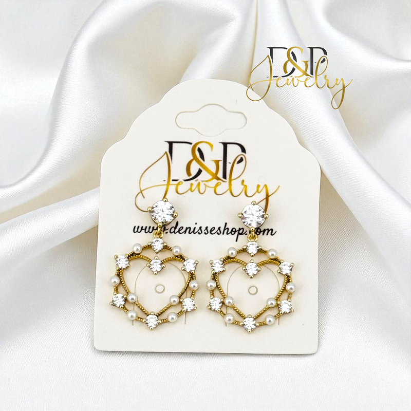14K WHITE HEART EARRING E981