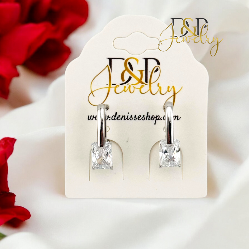 SILVER WHITE STONE HUGGIES EARRING E868