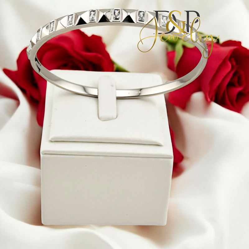 SILVER WHITE STONE BANGLE BRACELET BR738