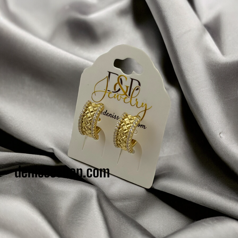 14K GOLD HOOPS HP379